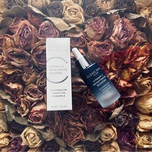 Clean Skin Club Vitamin C Brightening Booster